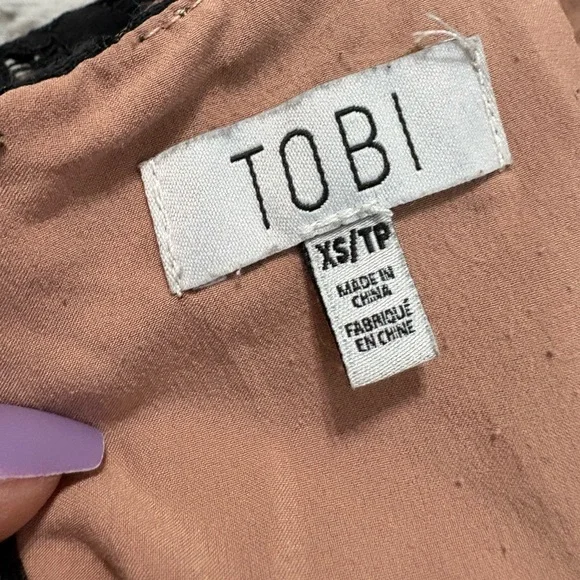 Tobi Black Lace Halter Romper - Picture 6 of 8